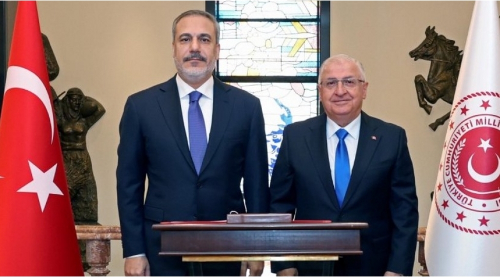 turkiyenin-xarici-ishler-ve-mudafie-nazirleri-resmi-seferle-pakistana-gedibler