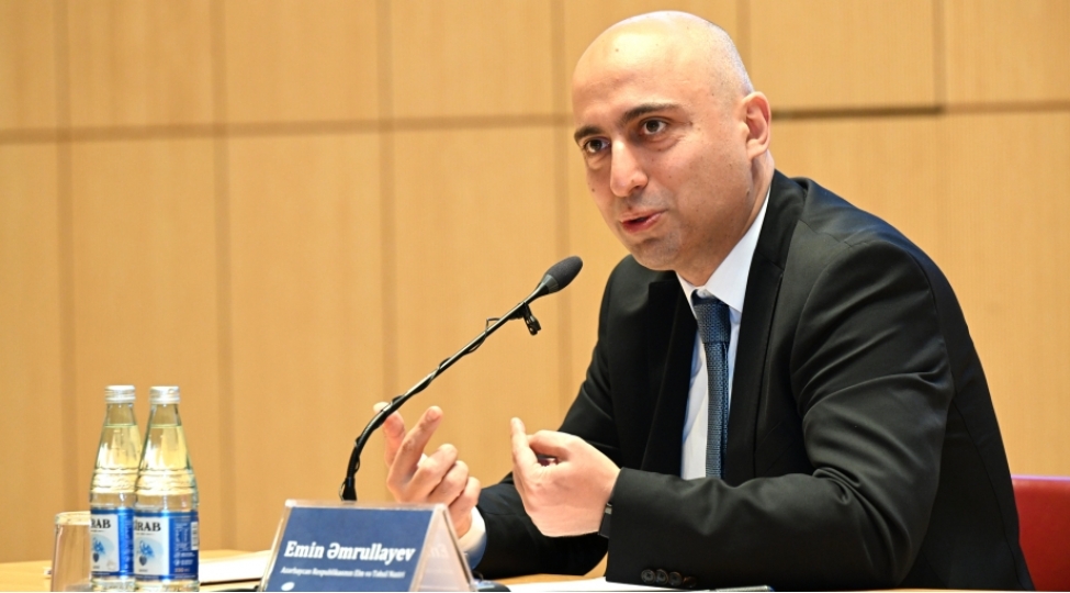 emin-emrullayev-xankendi-agdam-zengilan-ve-diger-yerlerde-yeni-mekteblerin-achilmasi-gozlenilir