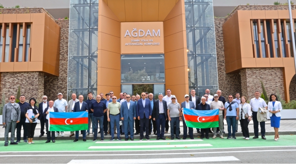 azerbaycanin-siyasi-partiyalari-sedrlerinin-qarabaga-novbeti-seferi-agdam-sheherine-teshkil-olunub
