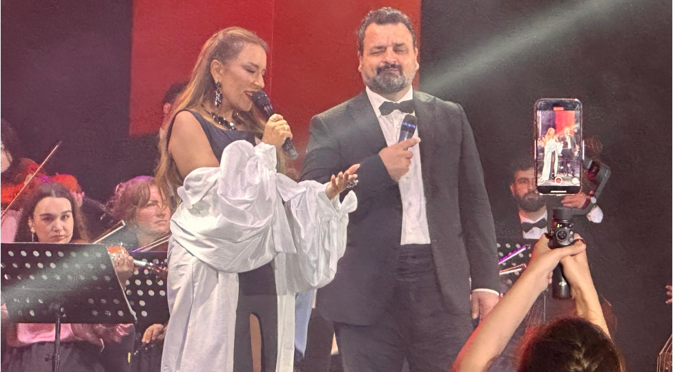xalq-artisti-tunzale-agayeva-ilk-defe-italyan-dilinde-oxudu-video