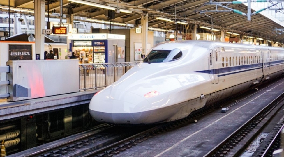 gecikme-muddeti-saniyelerle-olchulen-yaponiyanin-shinkansen-qatari