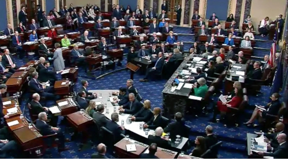 absh-senati-usaid-ve-mediaya-ayrilan-vesaitin-9-milyard-dollar-azaldilmasi-qanununu-tesdiqleyib