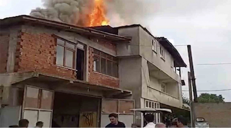 turkiyede-eve-ildirim-dushub-video