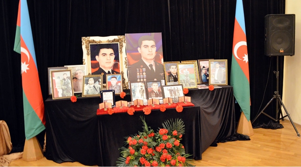 shehidlerimizin-xatiresi-ehtiramla-yad-edilib-fotovideo
