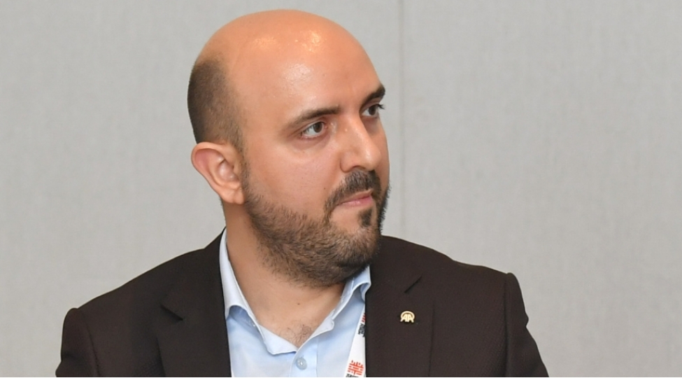 anadolu-agentliyinin-emekdashi-daha-chox-sosial-shebekelere-uygun-videolar-hazirlayiriq