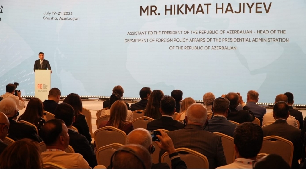 hikmet-haciyev-shusha-qlobal-media-forumu-prezidentle-birbasha-unsiyyet-platformasi-kimi-de-olduqca-onemlidir