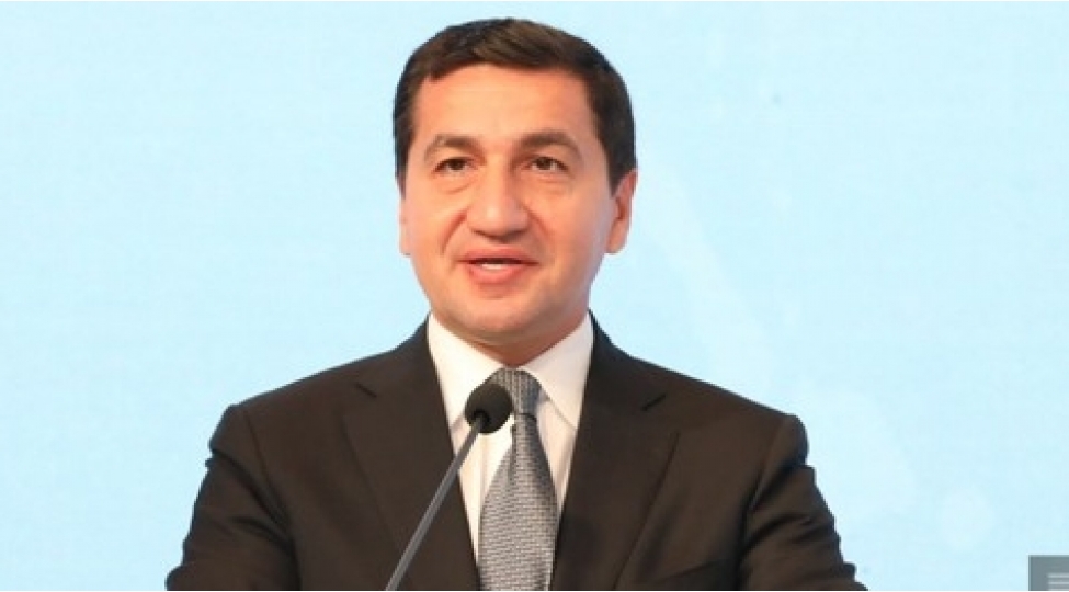 hikmet-haciyev-qlobal-mediaforum-shushada-tesadufen-teshkil-olunmayib