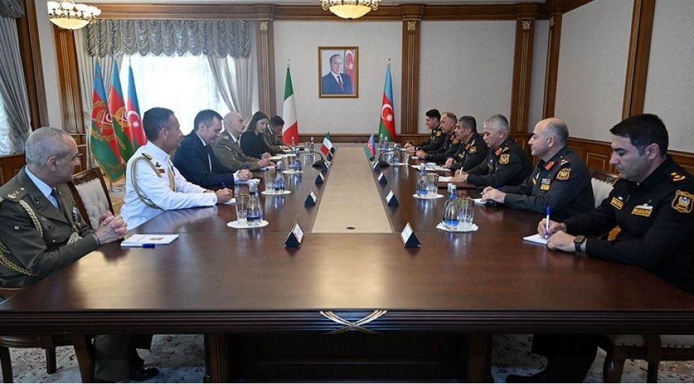 zakir-hesenov-italiyanin-bash-qerargah-reisi-ile-regional-tehlukesizliyi-muzakire-edib