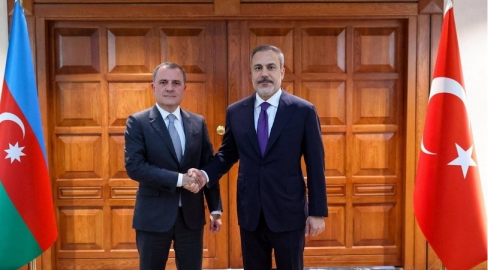 ceyhun-bayramov-hakan-fidanla-ermenistan-azerbaycan-sulh-prosesini-muzakire-edib-yenilenib