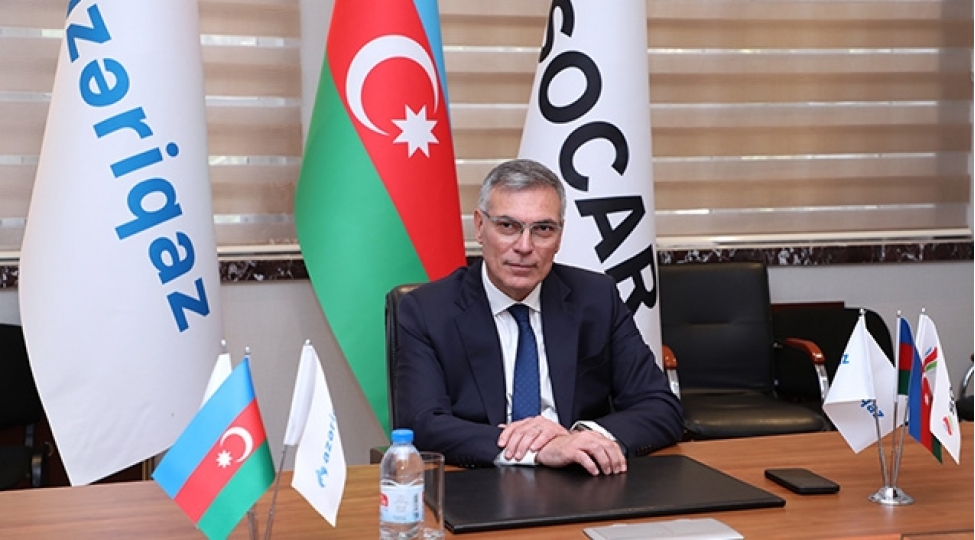 azeriqazin-bash-direktoru-genc-istedadlar-proqraminin-mezunlari-ile-gorushub-foto