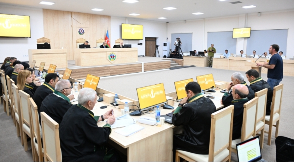 dogmalari-itkin-dushmush-yaralanmish-mina-qurbani-olmush-esirlikde-ishgencelere-meruz-qalmish-shexsler-mehkemede-ifade-veribler