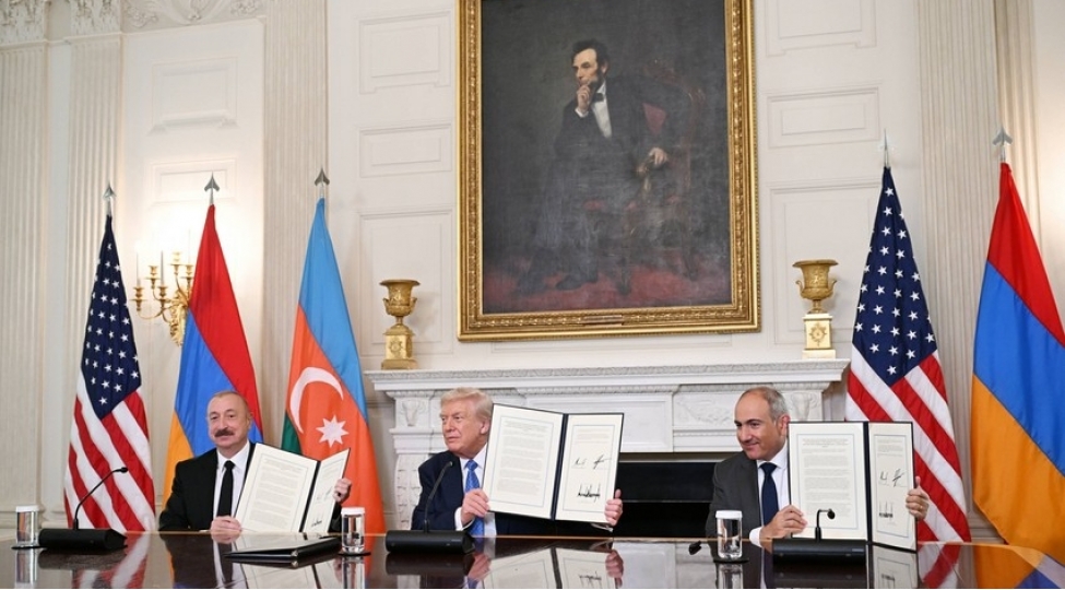 azerbaijan-ve-ilham-aliyev-heshteqleri-x-sosial-shebekesinin-trendinde