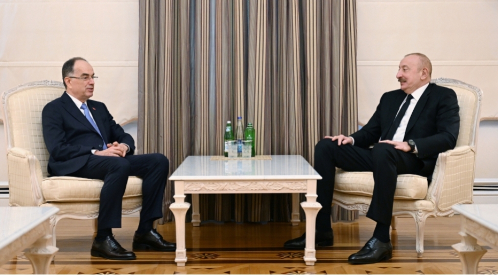 albaniya-prezidenti-ilham-eliyeve-zeng-edib