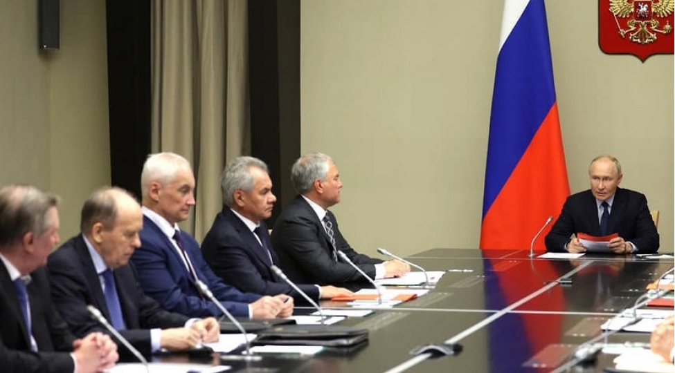 putintrampla-alyaskadaki-sammitden-sonra-iclas-kechirib