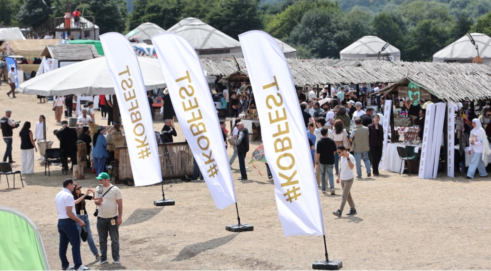 milli-yaylaq-festivali-cherchivesinde-kob-fest-sergi-satish-yarmarkasi-kechirilib