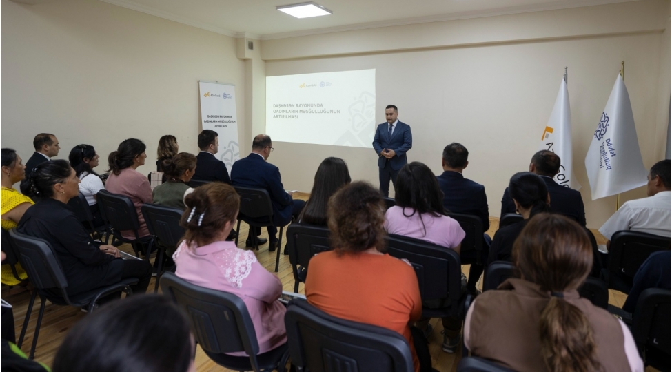 dashkesende-qadinlarin-meshgullugunun-artirilmasi-layihesi-cherchivesinde-novbeti-maariflendirici-seminar-teshkil-edilib