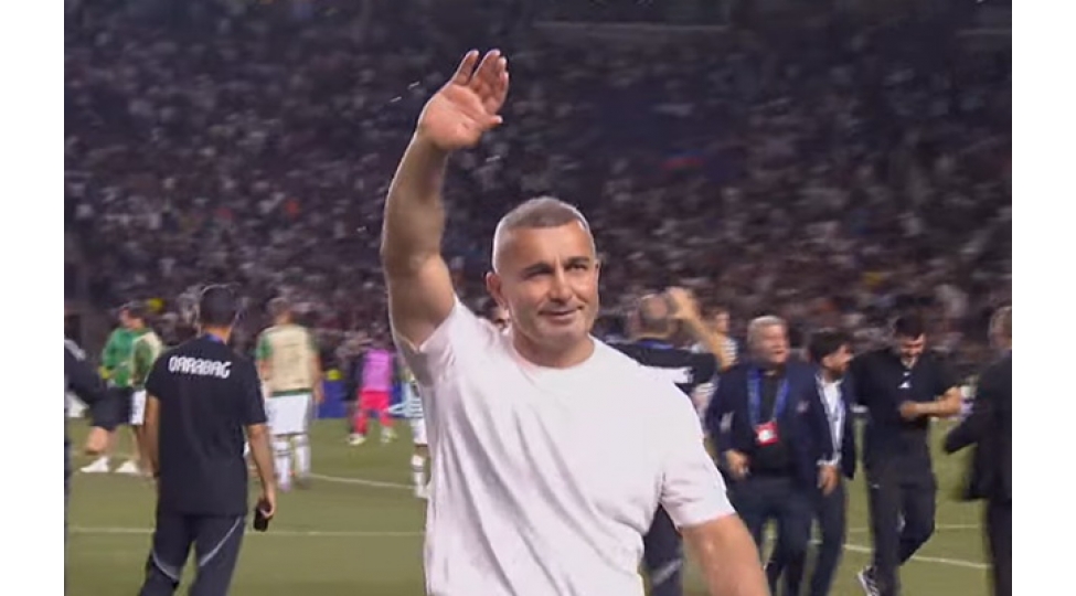 tofiq-behramov-adina-respublika-stadionunda-sevincdolu-anlar-video