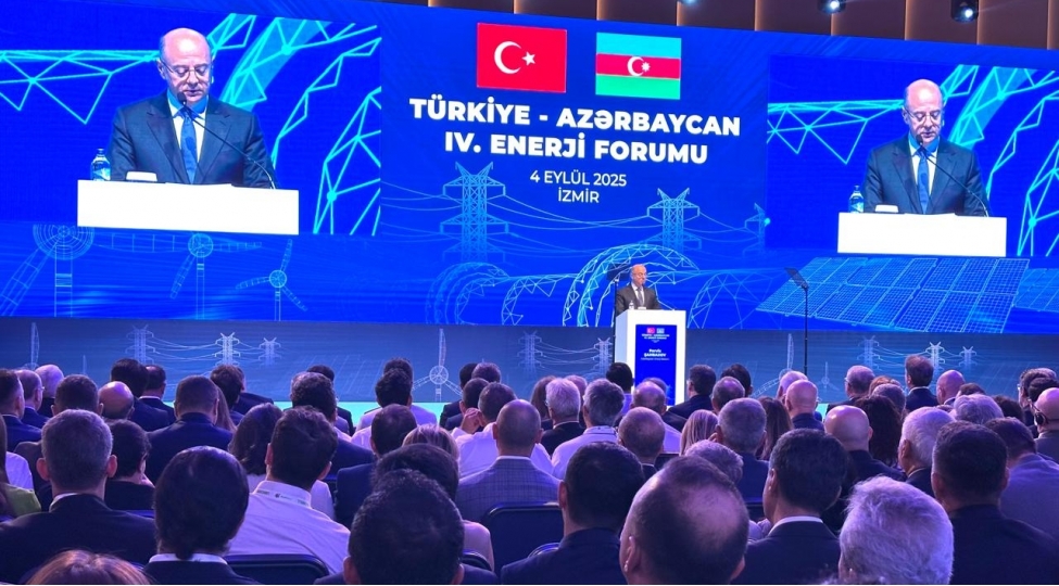 izmirde-azerbaycan-turkiye-iv-enerji-forumu-kechirilib