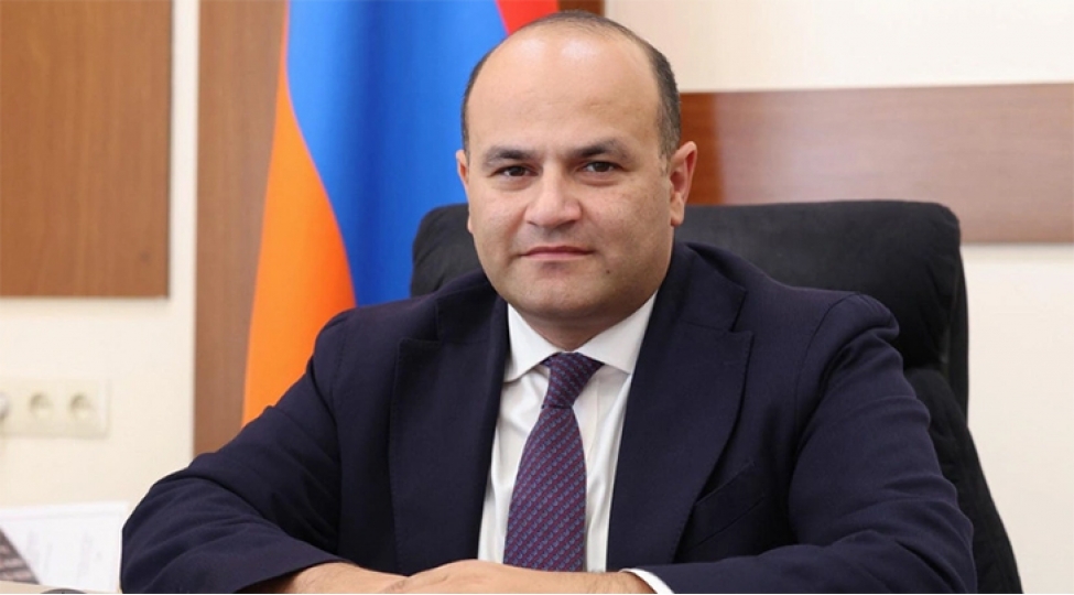 ermenistanin-absh-daki-sefirinin-qardashina-ittiham-ireli-surulub