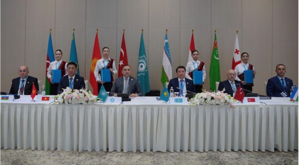 azerbaycan-tdt-olkeleri-gomruk-orqanlari-rehberlerinin-iclasinda-ishtirak-edib