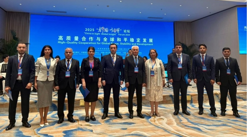 yap-numayende-heyetinin-chin-xalq-respublikasina-seferi-davam-edir-foto-3