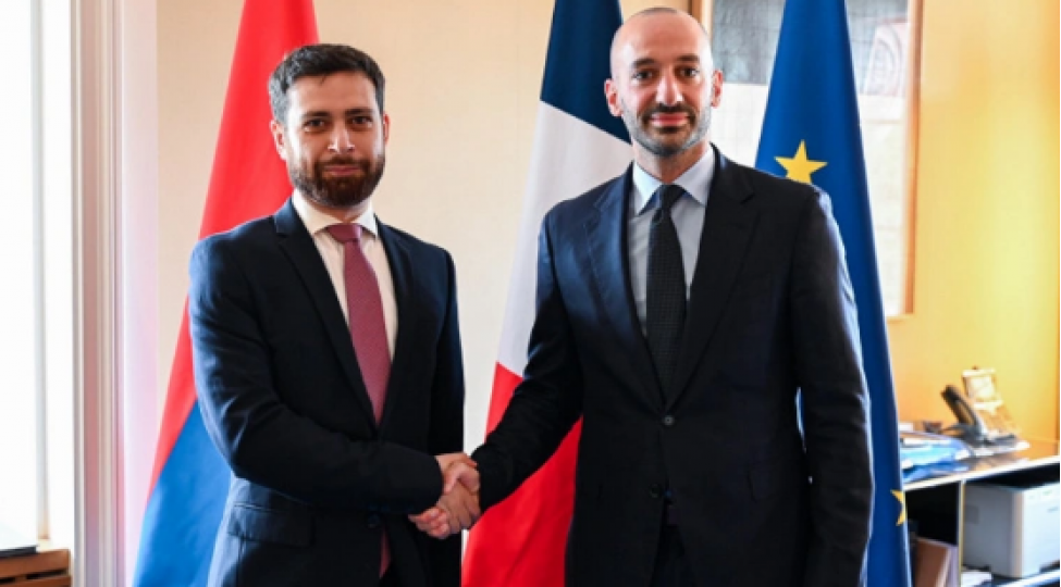 ermenistan-fransa-emekdashligi-muzakire-edilib