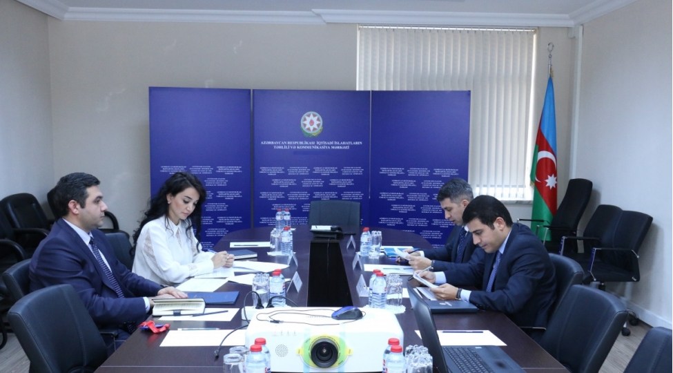iitkm-de-sosial-xidmetin-inkishafi-uzre-dovlet-proqraminin-hedef-gostericileri-muzakire-olunub