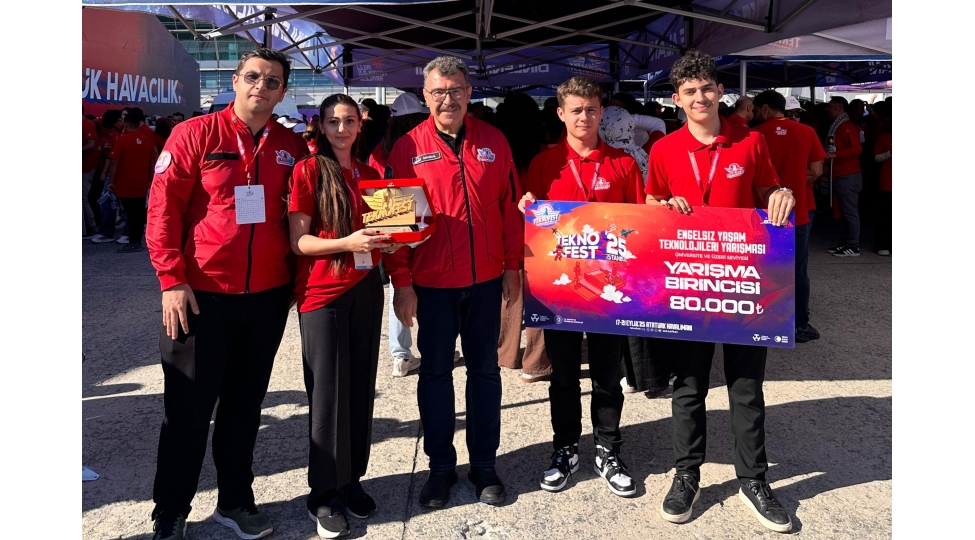 bdu-nun-komandasi-turkiyede-kechirilmish-teknofest-2025in-qalibidir