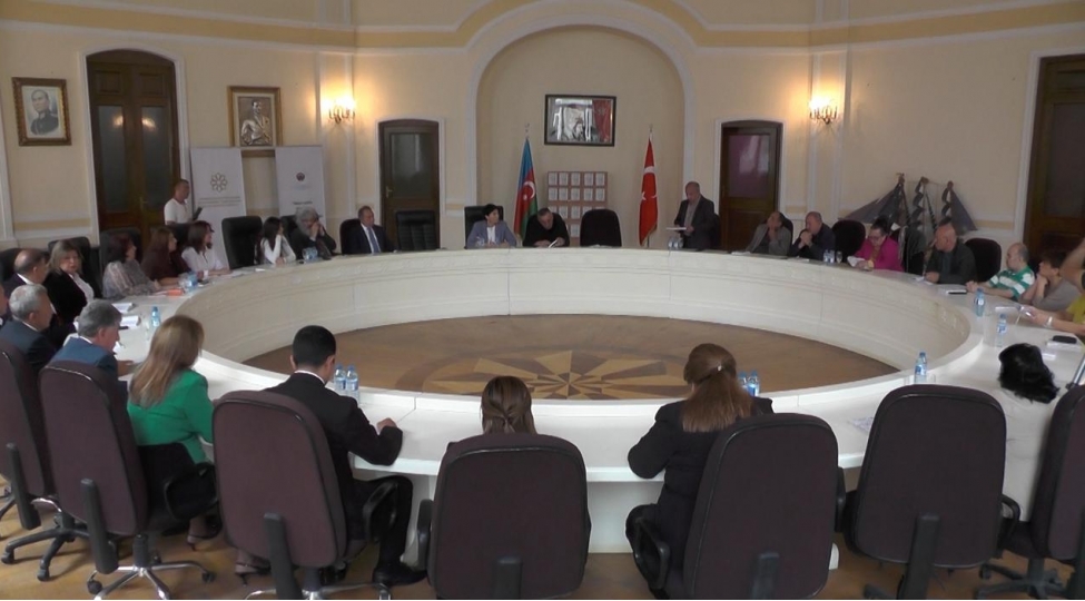 senet-ve-elmin-kesishmesinde-foto