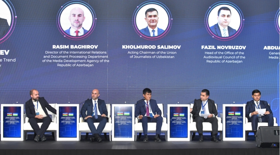 reqemsal-dovrde-media-terefdashligi-informasiya-tehlukesizliyi-istiqametinde-birge-teshebbusler-movzusunda-panel-sessiya-teshkil-edilib