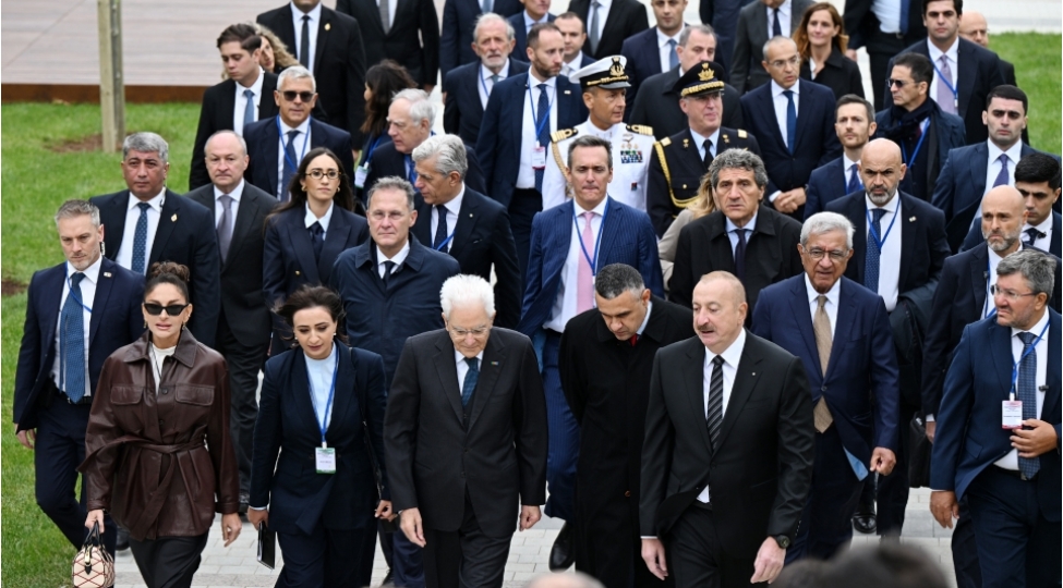bakida-italiya-azerbaycan-universitetinin-ilk-tedris-korpuslarinin-achilishi-olub