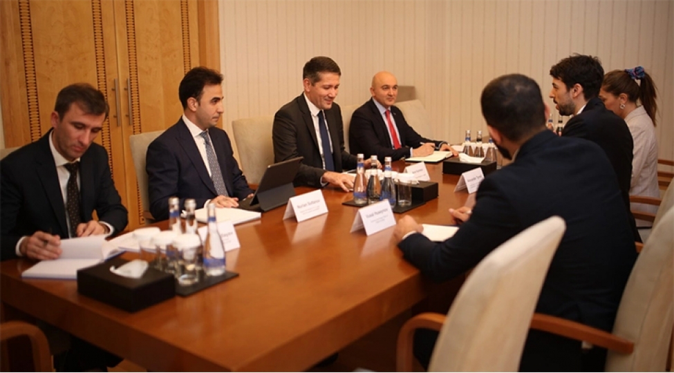 azerbaycan-ve-boyuk-britaniya-gelecek-terefdashliq-imkanlarini-muzakire-edib