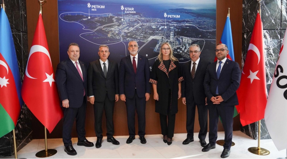 vedat-ishiqxan-socar-turkiyenin-aliaga-kompleksini-ziyaret-edib-foto