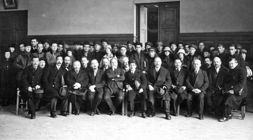 turk-xalqlarinin-elmi-medeni-birliyi-namine-atilmish-tarixi-addim-i-turkoloji-qurultay