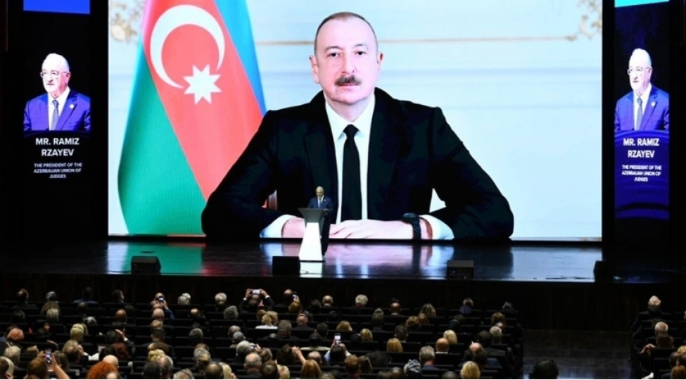 prezident-ilham-eliyev-beynelxalq-hakimler-assosiasiyasinin-67-ci-bash-assambleyasinin-ishtirakchilarina-muraciet-edib