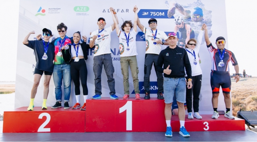 pirallahida-triatlon-uzre-olke-chempionati-kechirilib