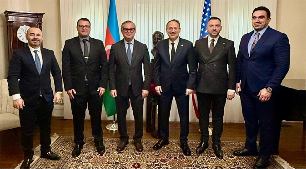 turkiyeli-deputat-azerbaycanin-absh-deki-sefirliyinde-olub