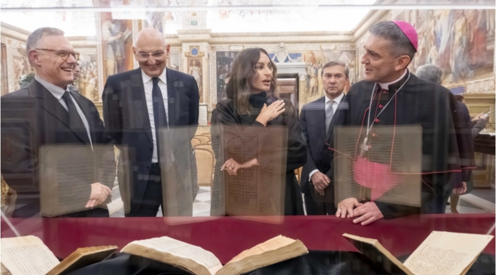 italiya-metbuati-birinci-vitse-prezident-mehriban-eliyevanin-vatikana-resmi-seferini-genish-ishiqlandirib