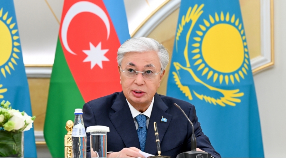 prezident-tokayev-qazaxistan-ve-azerbaycan-yaxin-gelecekde-ticaret-dovriyyesini-1-milyard-dollara-chatdirmaq-niyyetindedir