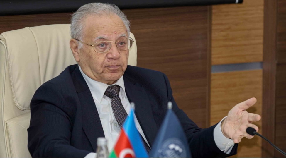 ramiz-mehdiyev-vezifede-riyakar-intriqabaz-semimiyyetden-uzaq-idi-hesen-hesenov