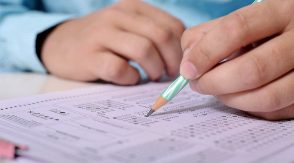 musiqi-incesenet-ressamliq-mugam-ve-diger-sahelerde-ishe-qebul-uzre-test-imtahaninda-118-namized-ishtirak-edib