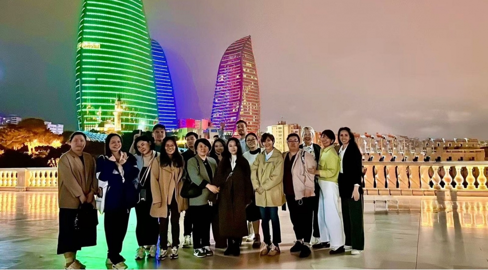 chin-ve-cenubi-koreyanin-turizm-senayesi-uchun-tanishliq-seferi-teshkil-edilib