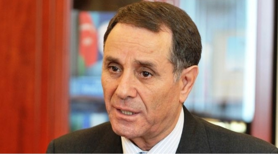 menim-ona-dexlim-yoxdur-qurtardi-getdi-novruz-memmedov