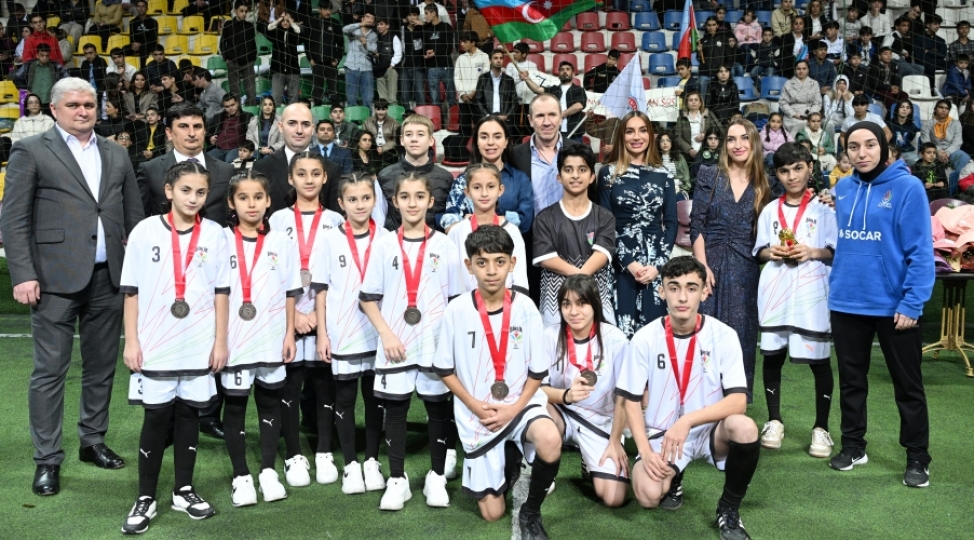 leyla-eliyevanin-teshebbusu-ile-ushaq-evlerinin-komandalari-arasinda-novbeti-minifutbol-turniri-teshkil-olunub-foto