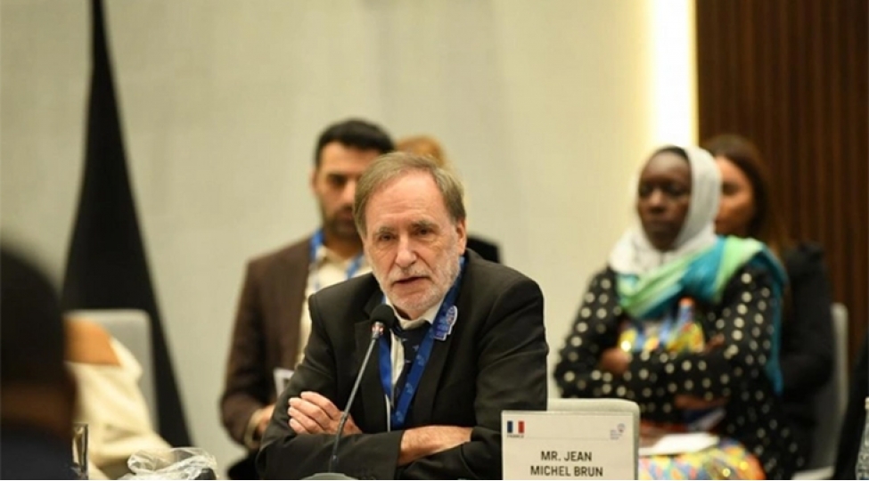 jan-mishel-brun-konqo-cografi-movqeyi-ve-zengin-tebii-servetleri-ile-qitede-muhum-rol-oynayir