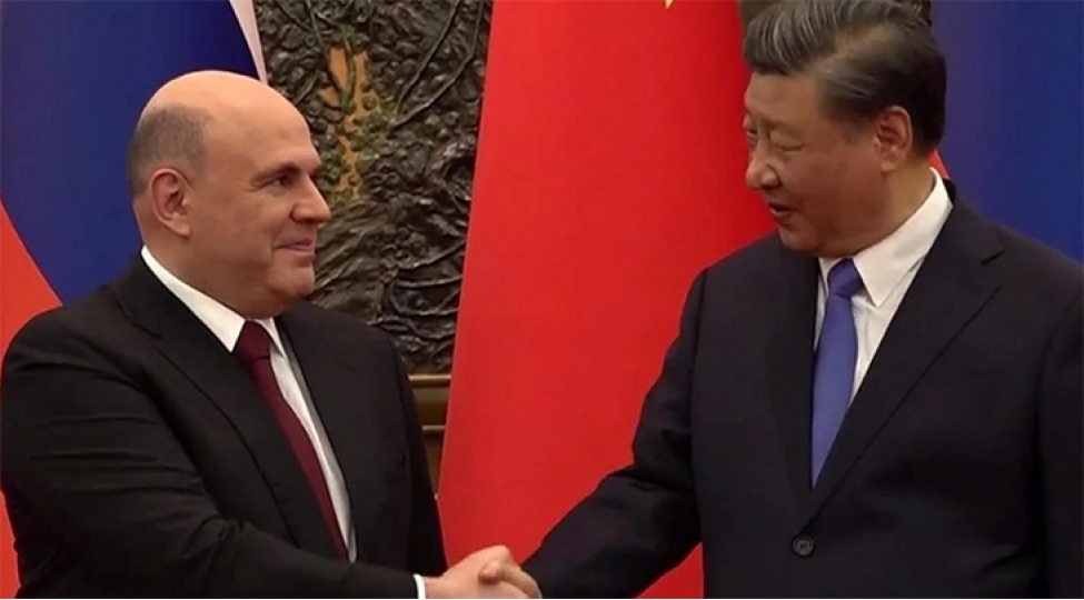 rusiyanin-bash-naziri-ve-chin-sedri-pekinde-strateji-terefdashligin-guclendirilmesini-muzakire-edibler