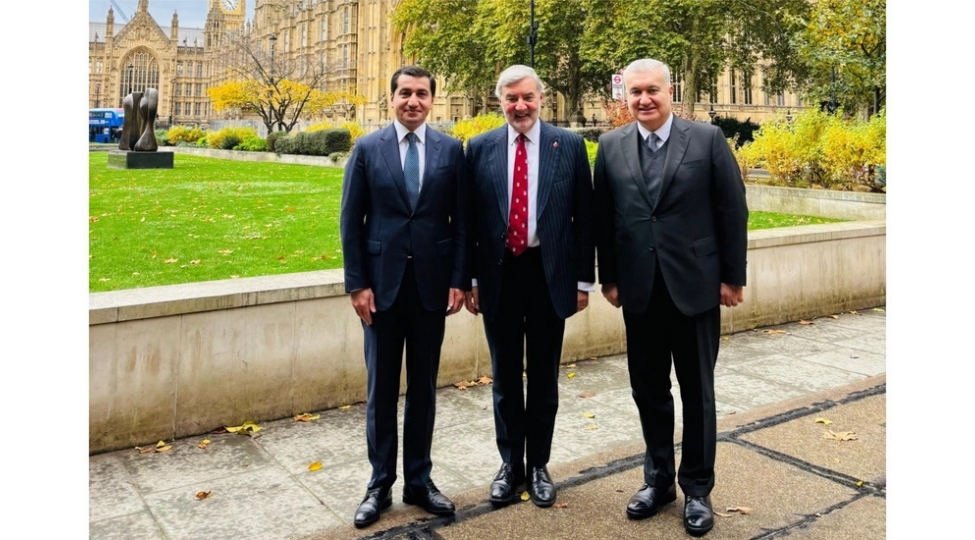 hikmet-haciyev-boyuk-britaniyanin-ticaret-elchisi-ile-gorushub