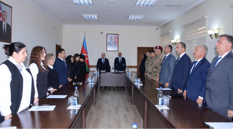 kurdemirde-konstitusiya-ve-suverenlik-ili-cherchivesinde-zefer-gunune-hesr-olunan-deyirmi-masa-kechirilib