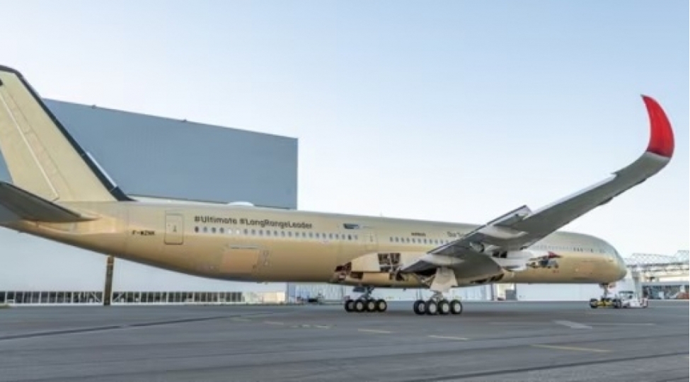 dunyanin-en-uzun-mesafeli-uchushu-uchun-hazirlanmish-airbus-a350-1000ulr-teqdim-olunub