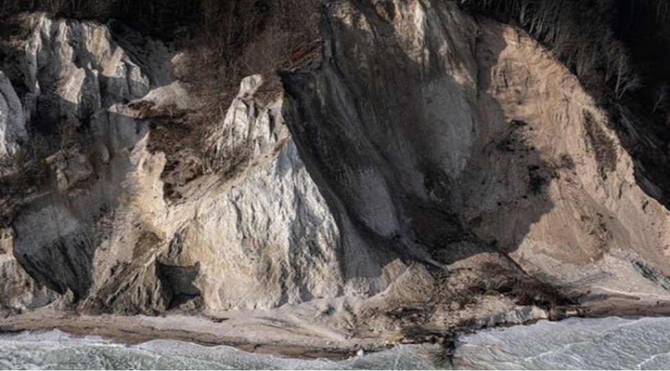 alimler-danimarkada-artan-surushme-tehlukesi-barede-xeberdarliq-edirler